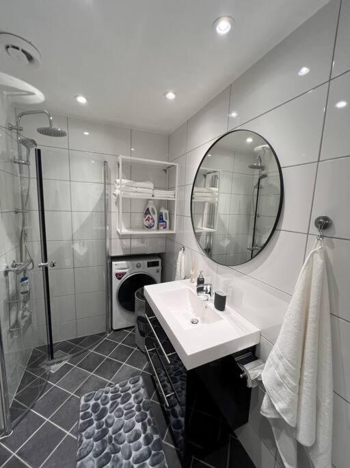 Spacious And Beautiful Apartment In Bergen With Free Parking Exterior foto